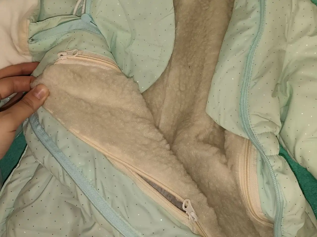 Детская одежда в Некрасовке - Одежда (Товары для детей) в Некрасовка