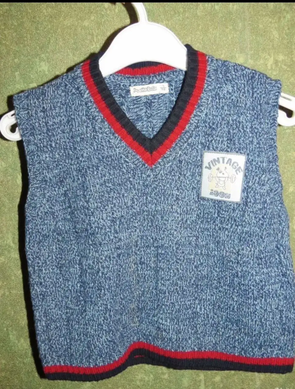 Вязаный жилет детский размер 98 - Детская одежда (Одежда) в Люберцы