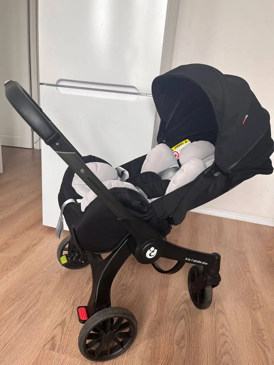 Коляска-автокресло 4 в 1 Luxmom E50 - Детские коляски и автокресла (Товары для детей) в Люберцы