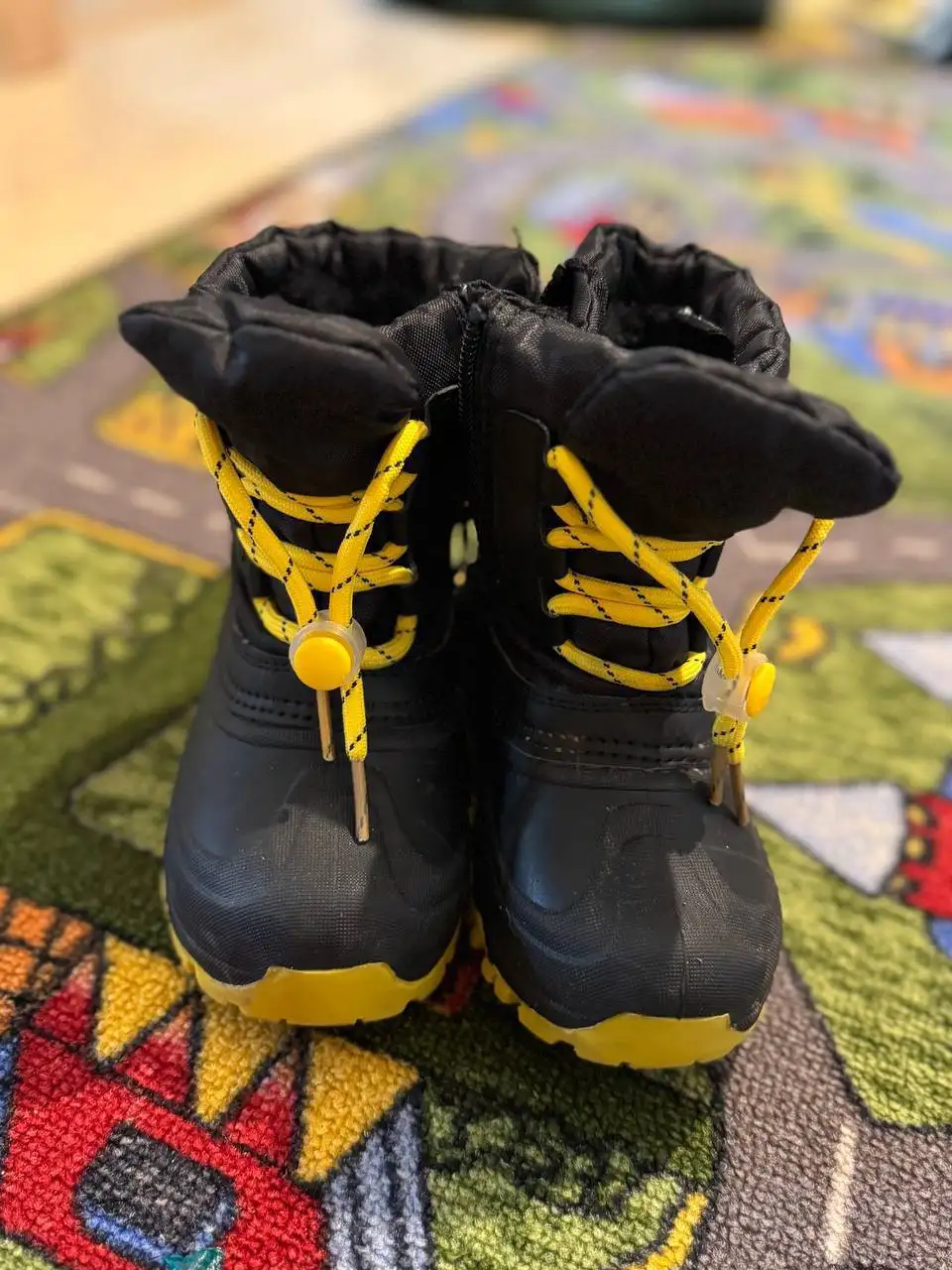 Новые зимние дутики размер 25 - Обувь детская (Товары для детей) в Некрасовка