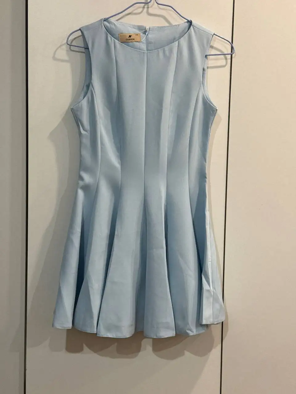 Платье голубое и два белых платья 42 размер - Женская одежда (Одежда) в Люберцы