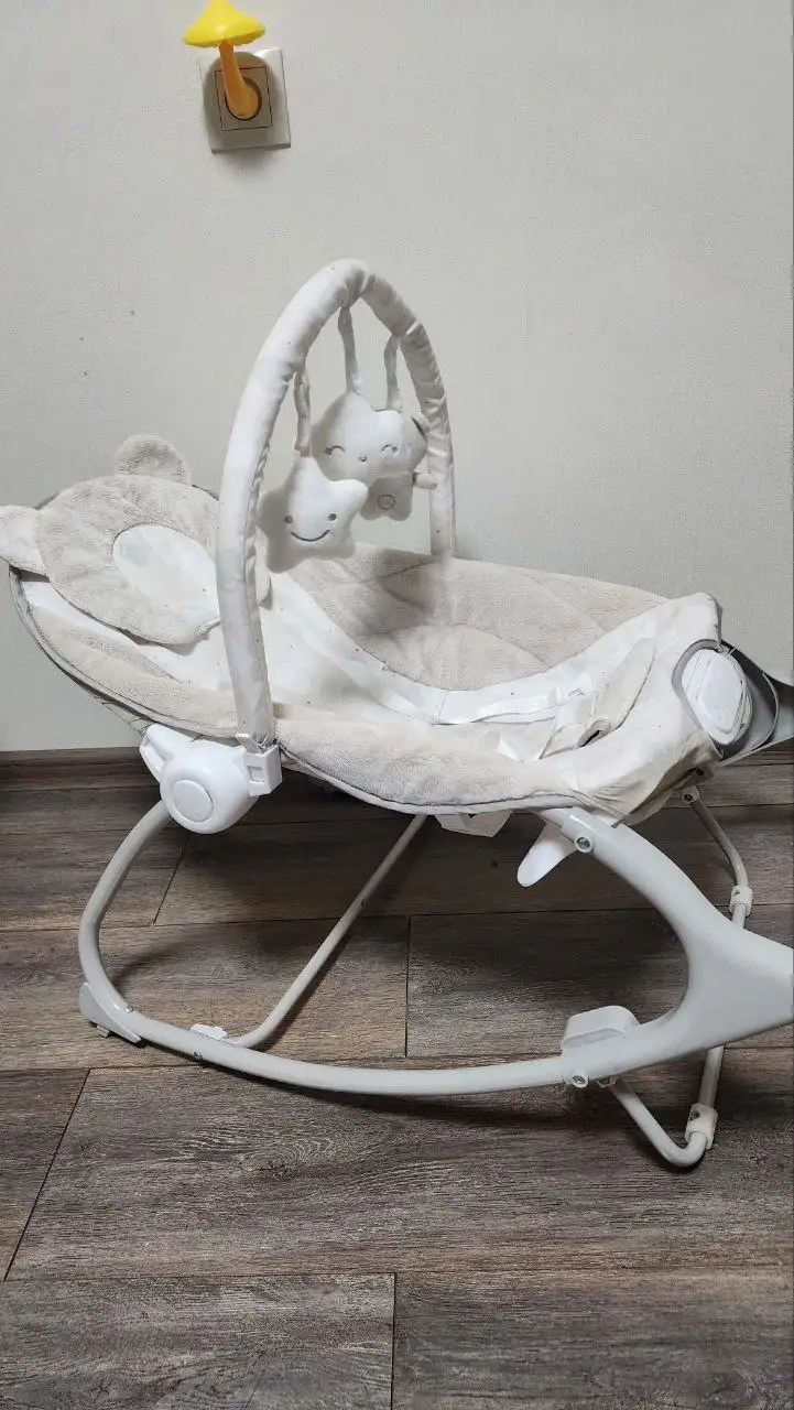 Шезлонг детский с мелодиями и вибрацией - Одежда и товары в Люберцы