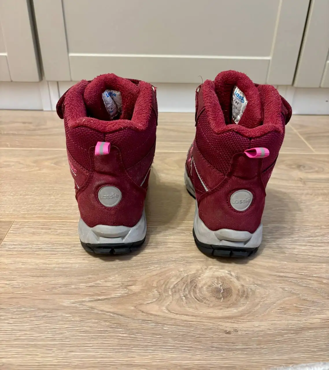 Зимние сапоги для девочки 31 р. Бордовые сапоги Lassie и нежно-розовые дутики - Детская обувь (Одежда) в Люберцы
