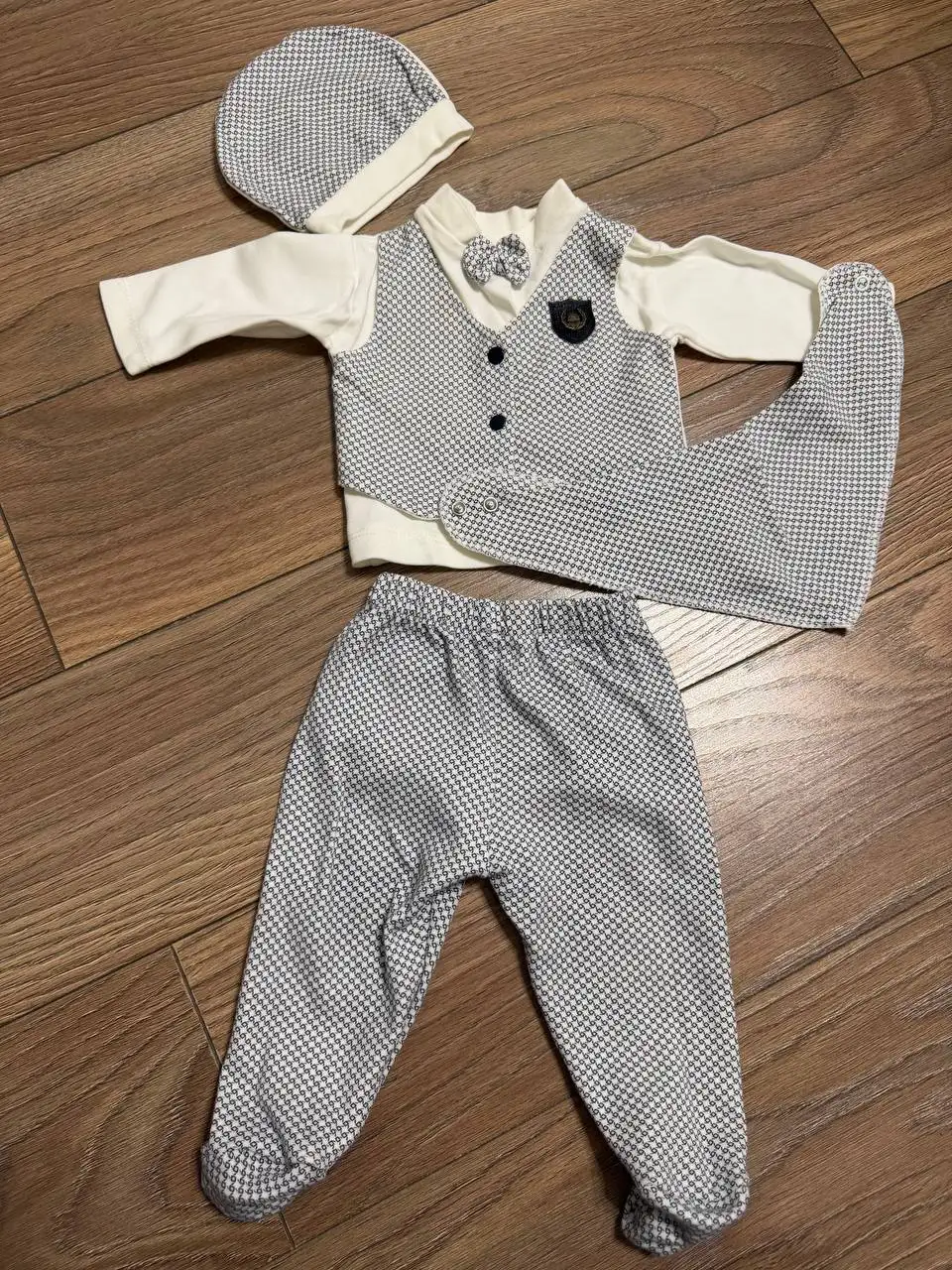 Комплект на выписку идеальное состояние - Одежда для новорожденных (Товары для детей) в Люберцы