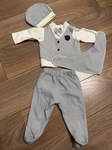 Комплект на выписку идеальное состояние - Товары для детей в Люберцы