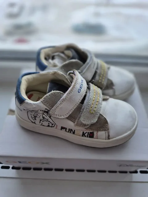 Кроссовки детские 23 размер - Одежда в Некрасовка, Люберцы