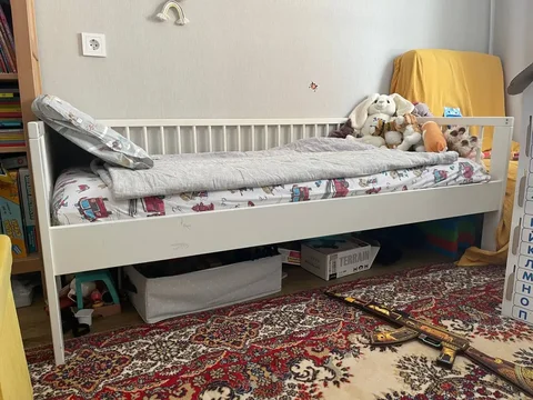 Продам деревянную кровать ИКЕА - частное объявление в Люберцы