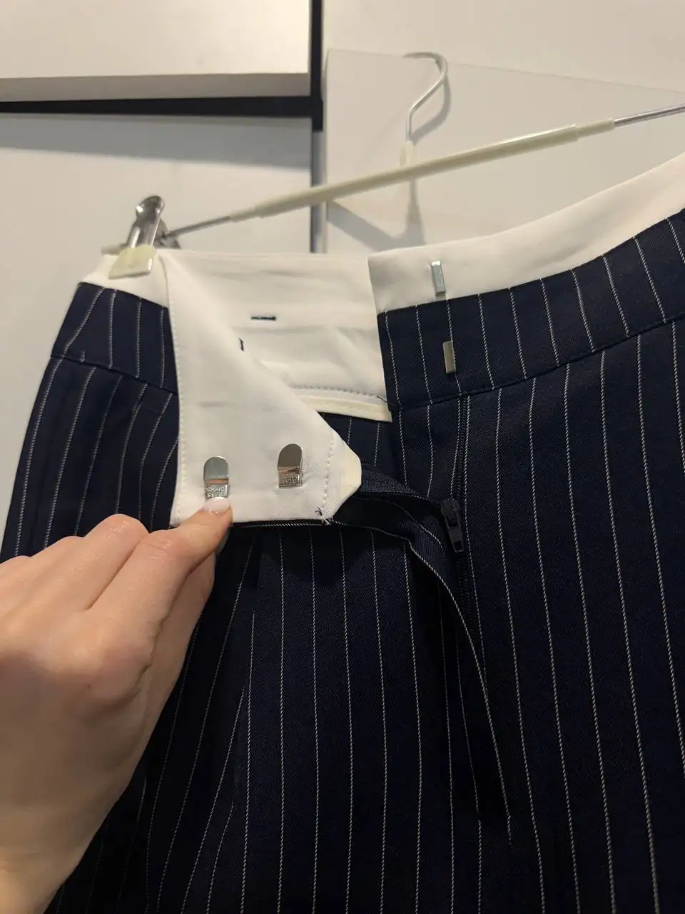 Брюки для школы размер 42 - Детская одежда (Барахолка) в Люберцы