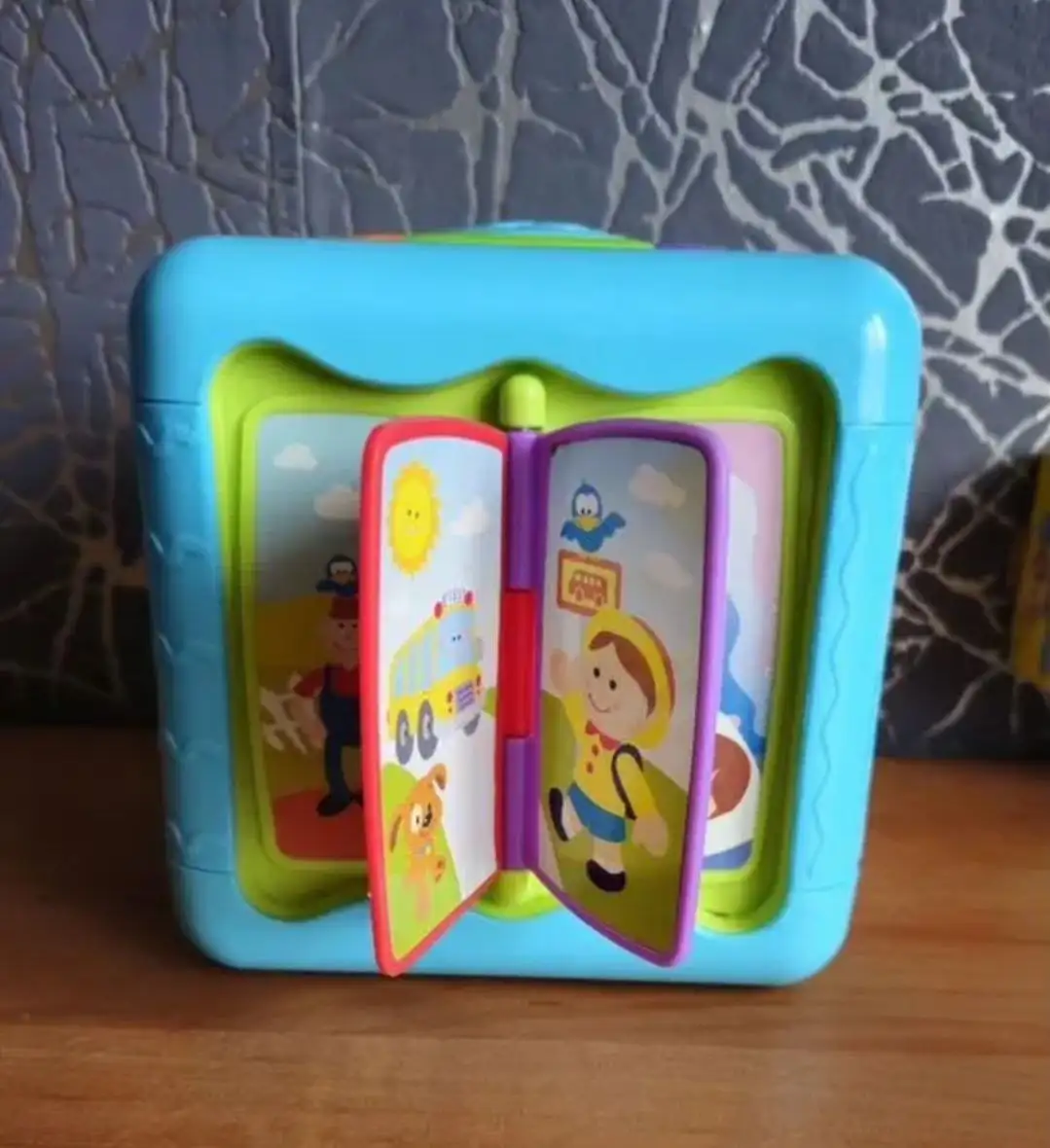 Продам интерактивный музыкальный развивающий кубик - Развивающие игрушки (Товары для детей) в Люберцы