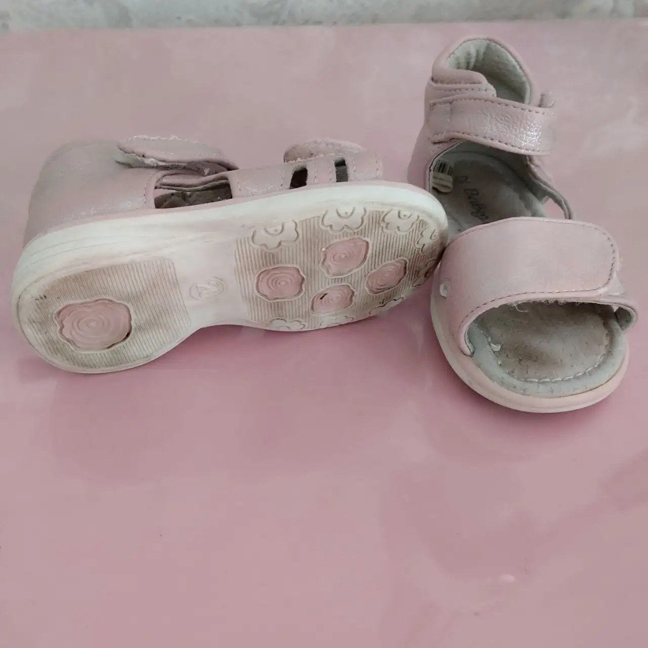 Отдам даром детские сандалики 20 размер baby go - Обувь (Товары для детей) в Люберцы