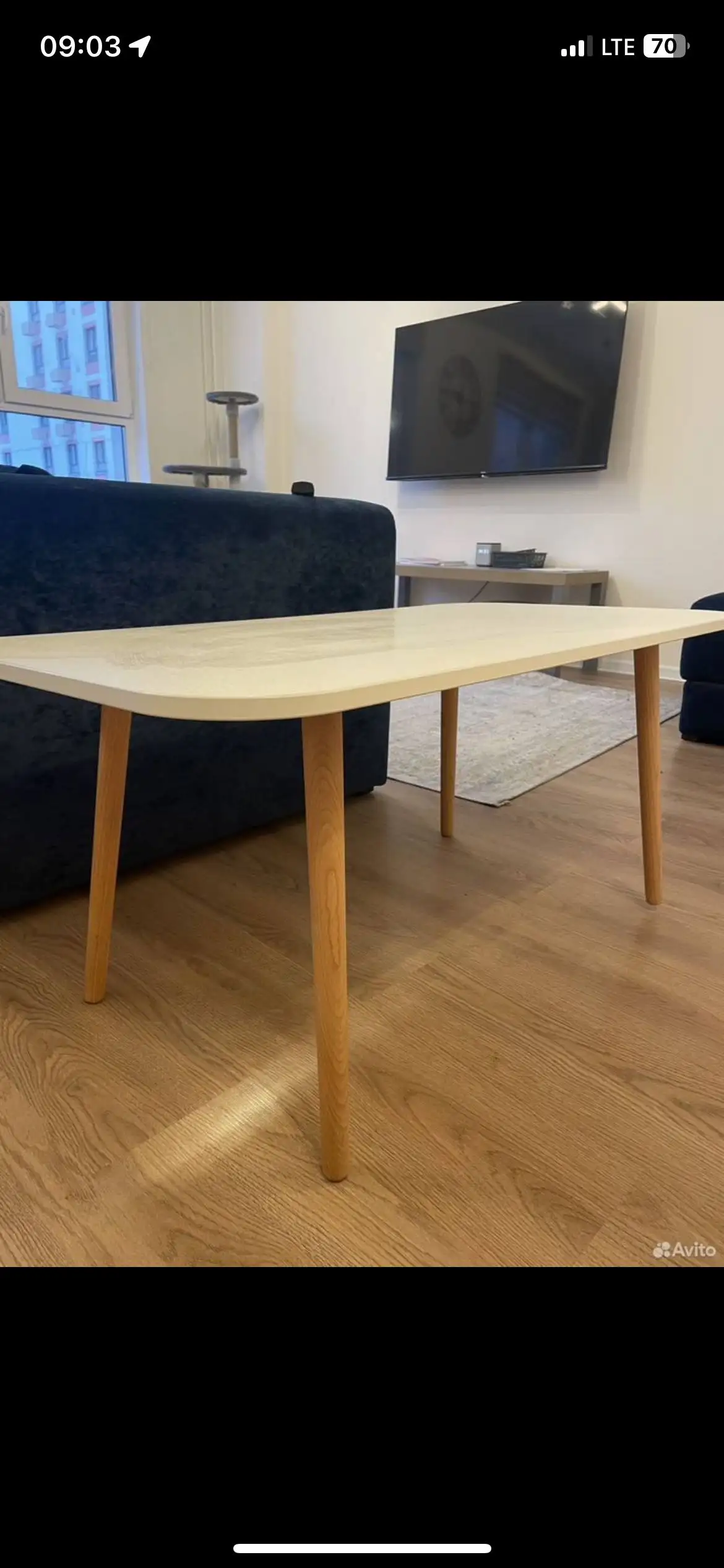 Детский столик с небольшим дефектом - Барахолка в Люберцы