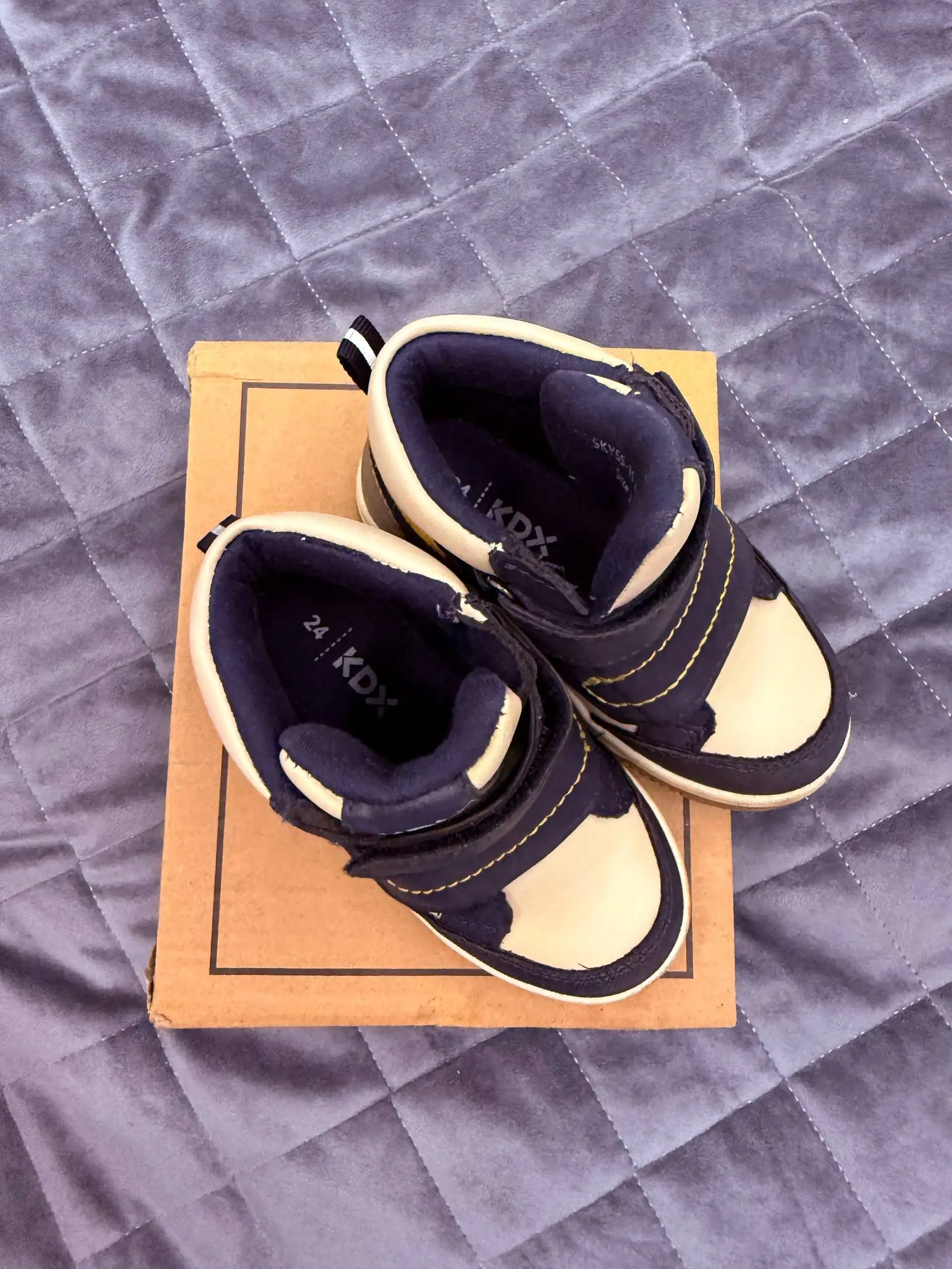 Демисезонные кеды в отличном состоянии - Обувь (Одежда) в Люберцы