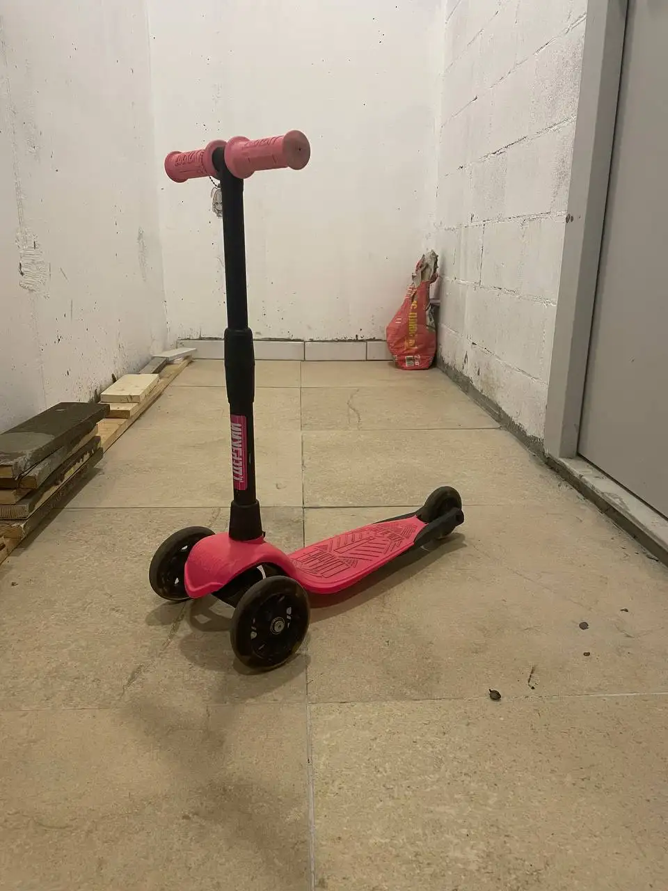 Продам два детских самоката - Самокаты (Товары для детей) в Люберцы