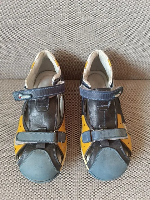 Отдам детскую обувь 34 размера - частное объявление в Люберцы