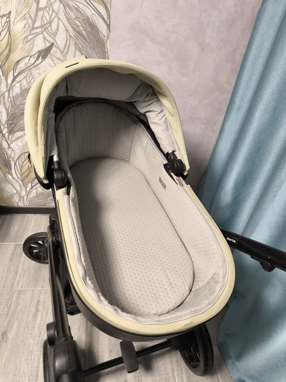 Продается коляска Anex m-type 3 в 1 - Детские коляски (Товары для детей) в Люберцы