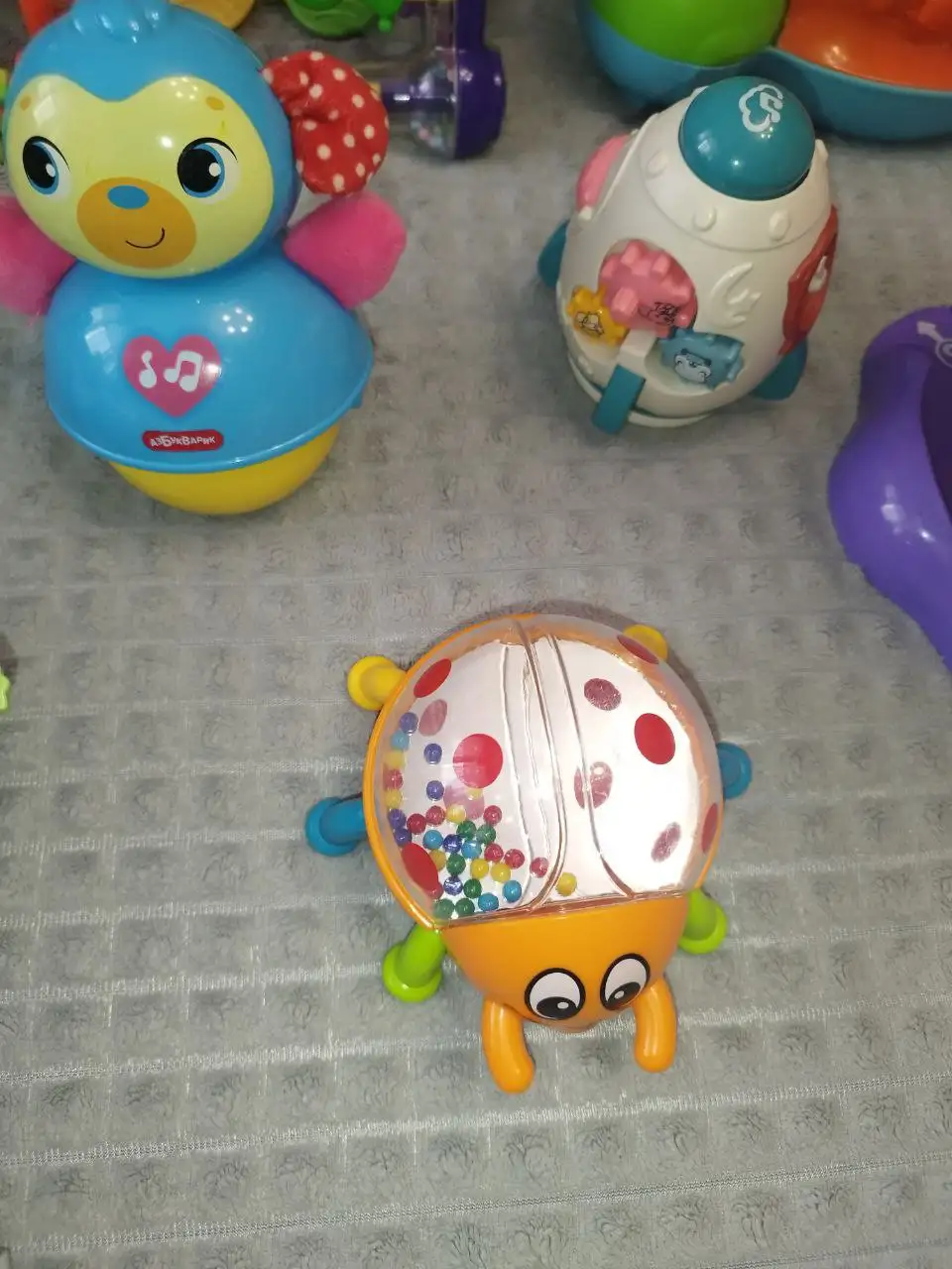 Продажа детских вещей в Некрасовке - Одежда и аксессуары (Товары для детей) в Некрасовка