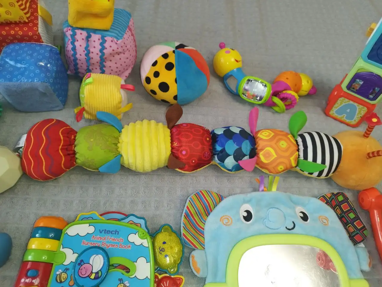 Продажа детских вещей в Некрасовке - Одежда и аксессуары (Товары для детей) в Некрасовка