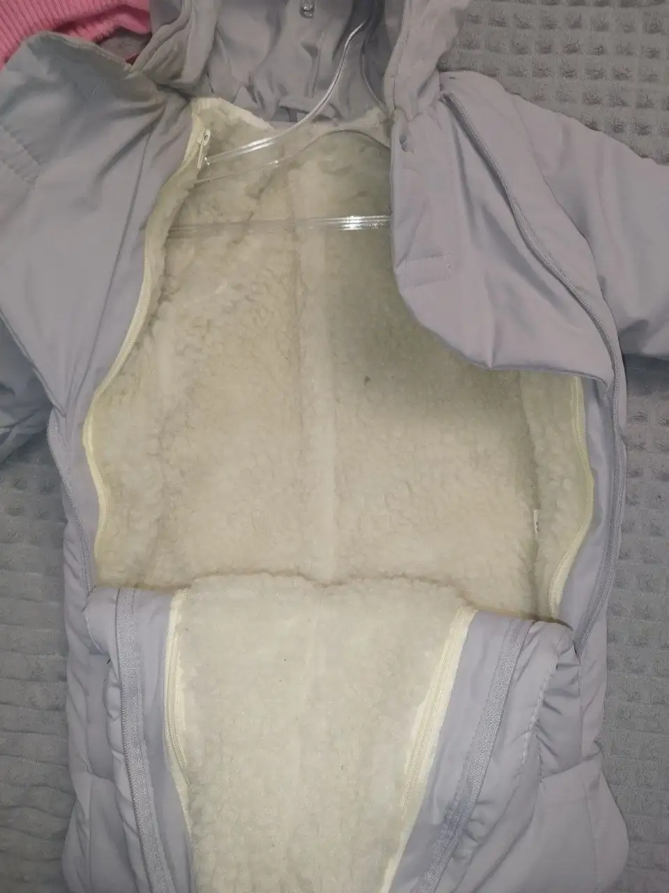 Детская куртка-трансформер 74 размер с отстегивающимся мехом - Детская одежда (Одежда) в Люберцы