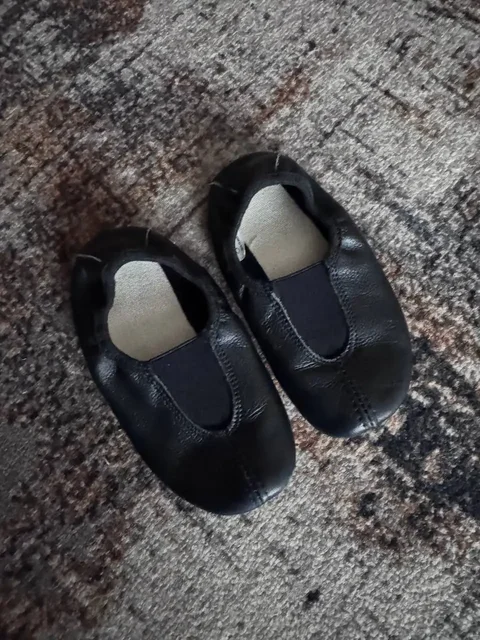 Чешки Котофей р26 натуральная кожа - Коляски и санки в Люберцы