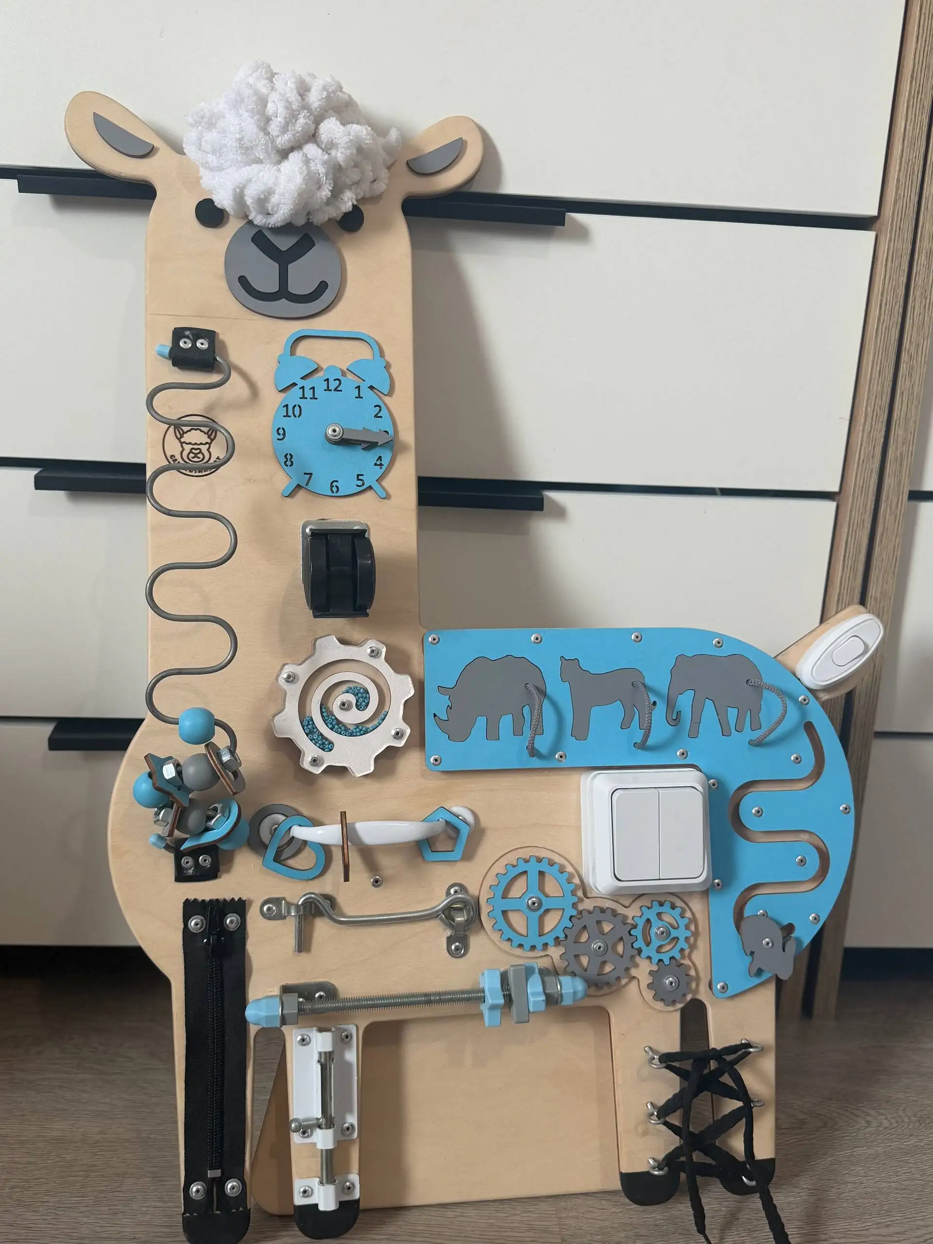 Продам бизиборд лама в отличном состоянии - Развивающие игрушки (Товары для детей) в Люберцы