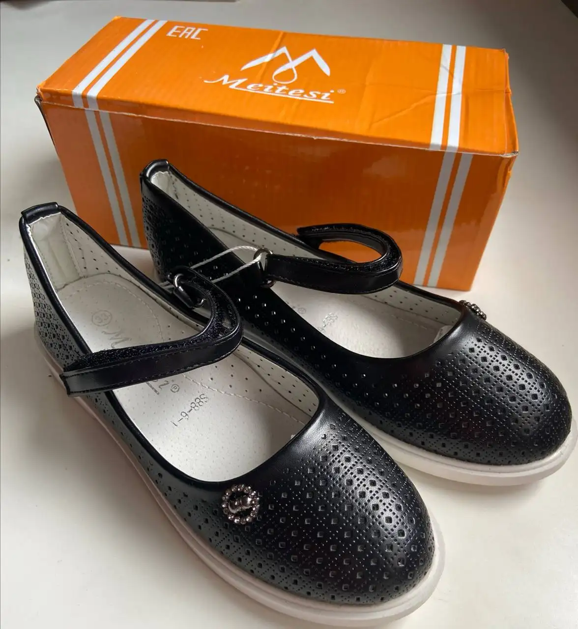 Новые школьные туфли размер 33 - Обувь детская (Одежда) в Люберцы