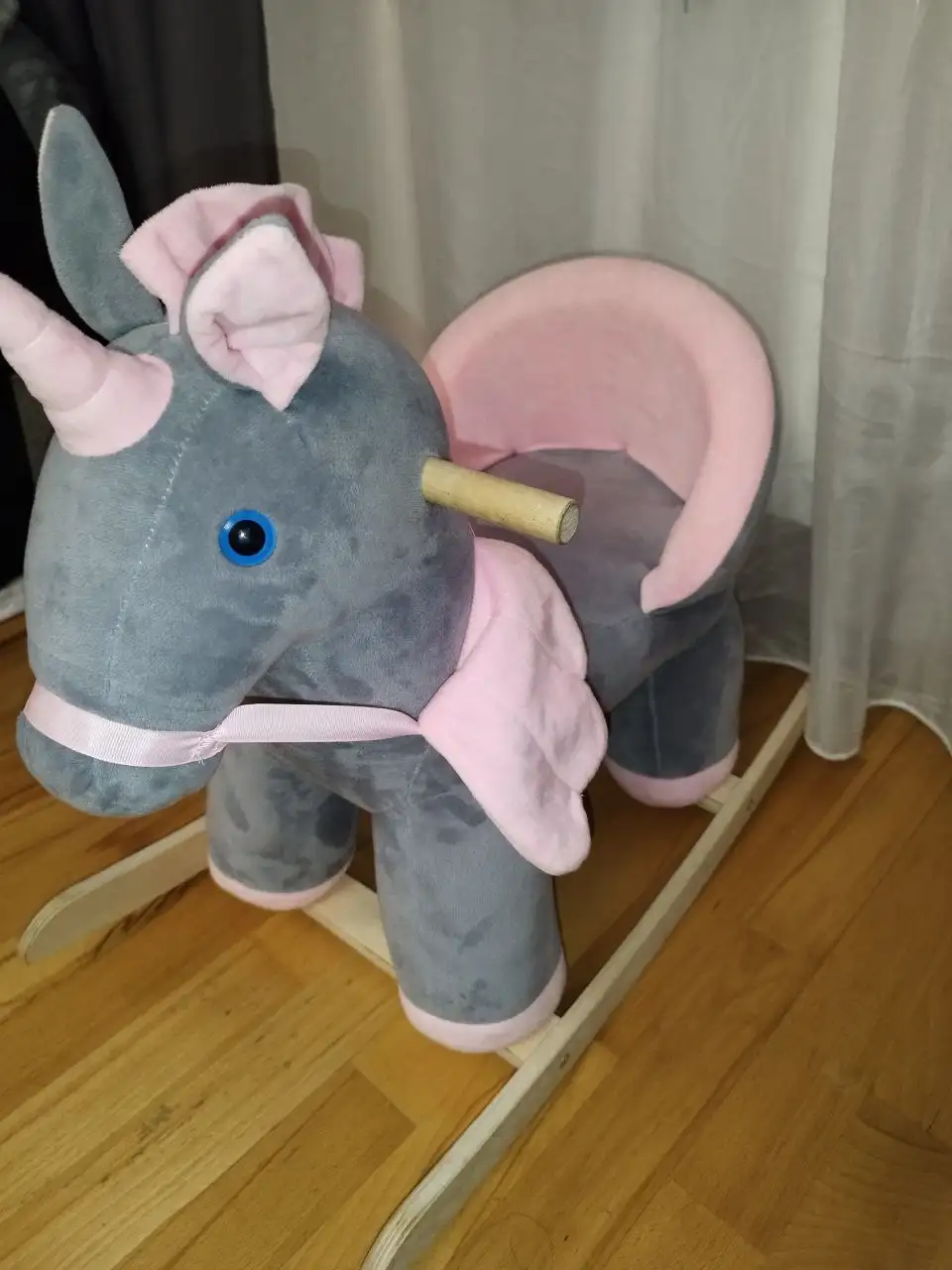 Качалка Единорог в отличном состоянии со спинкой - Качалки (Товары для детей) в Некрасовка