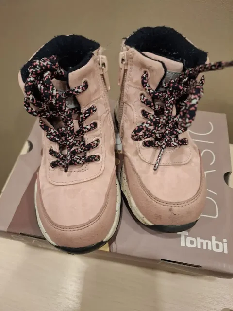 Продажа демисезонных ботинок для девочки 24 размера фирмы Tombi - Для новорожденных в Люберцы
