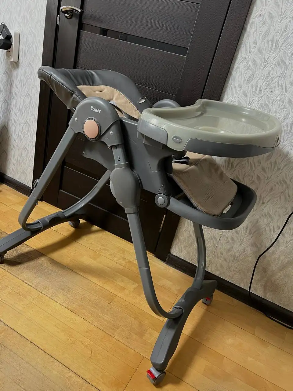 Детский стульчик для кормления Rant Cafe с дефектами - Детская мебель (Товары для детей) в Некрасовка