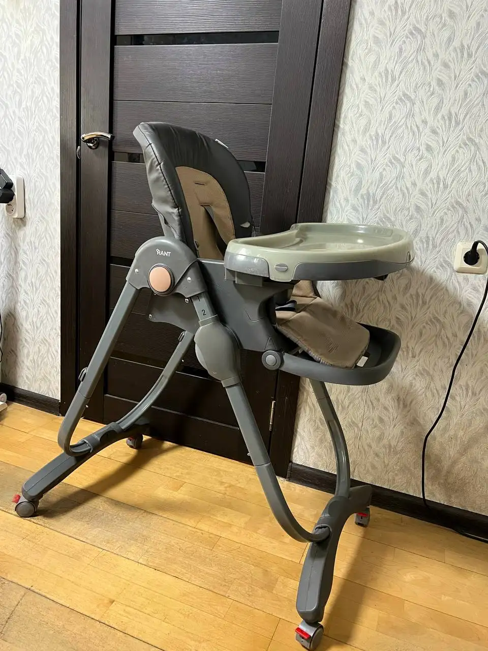 Детский стульчик для кормления Rant Cafe с дефектами - Детская мебель (Товары для детей) в Некрасовка