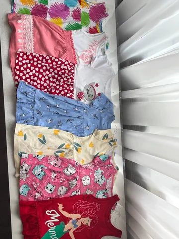 Платья размер 98-104 в идеальном состоянии - Одежда в Люберцы