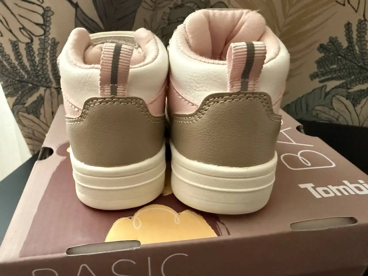 Ботиночки кеды для малышки 20 размер - Обувь (Товары для детей) в Люберцы