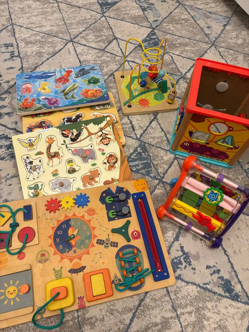 Детские товары на барахолке в Некрасовке - Товары для детей в Некрасовка
