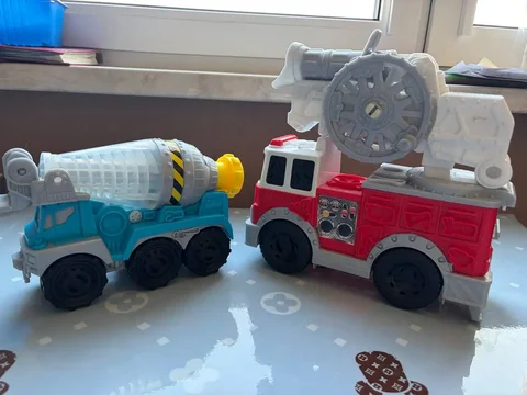 Продажа новых машинок в Некрасовке - Товары для детей в Некрасовка