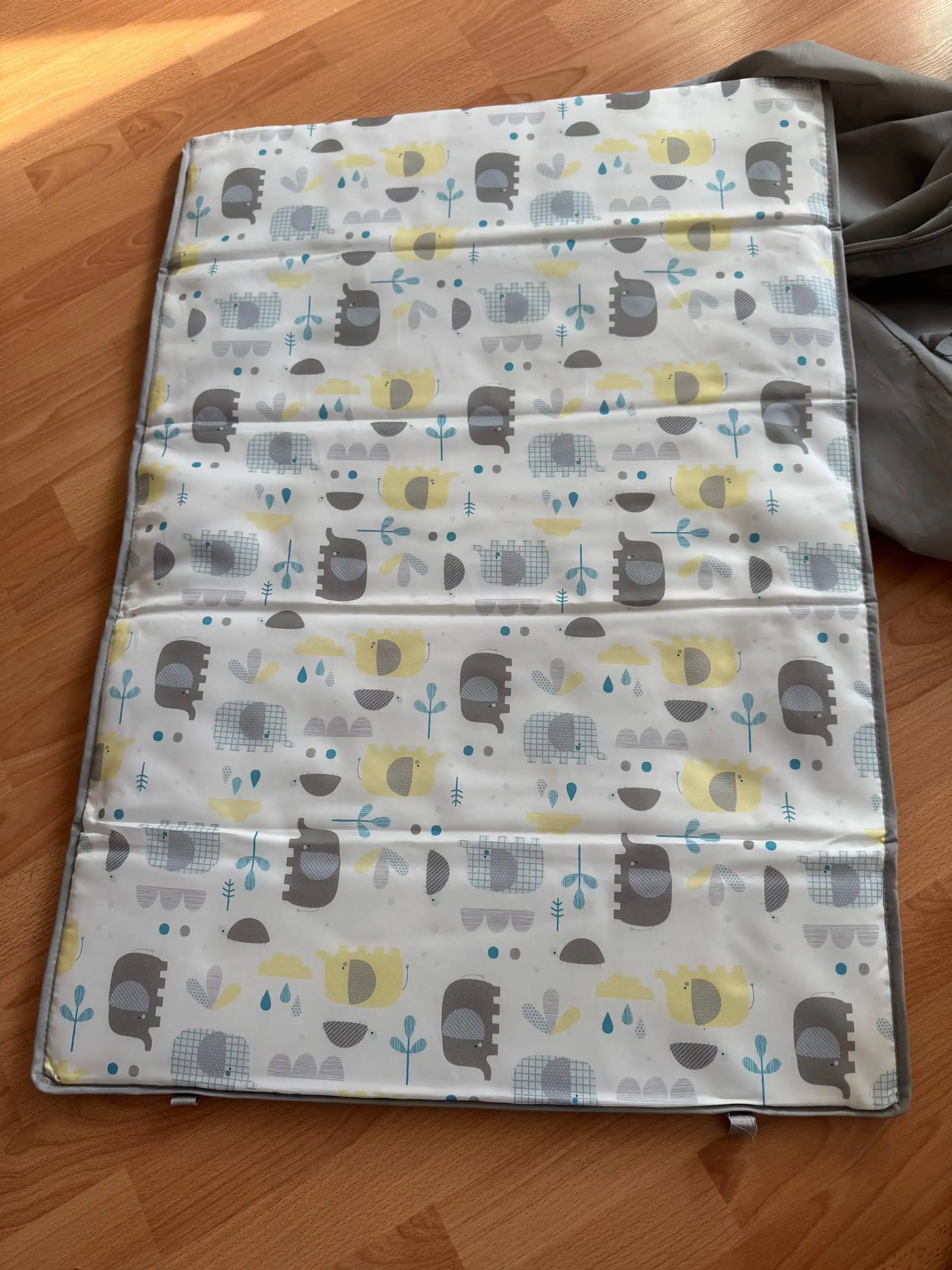 Детский манеж в отличном состоянии - Товары для детей в Некрасовка