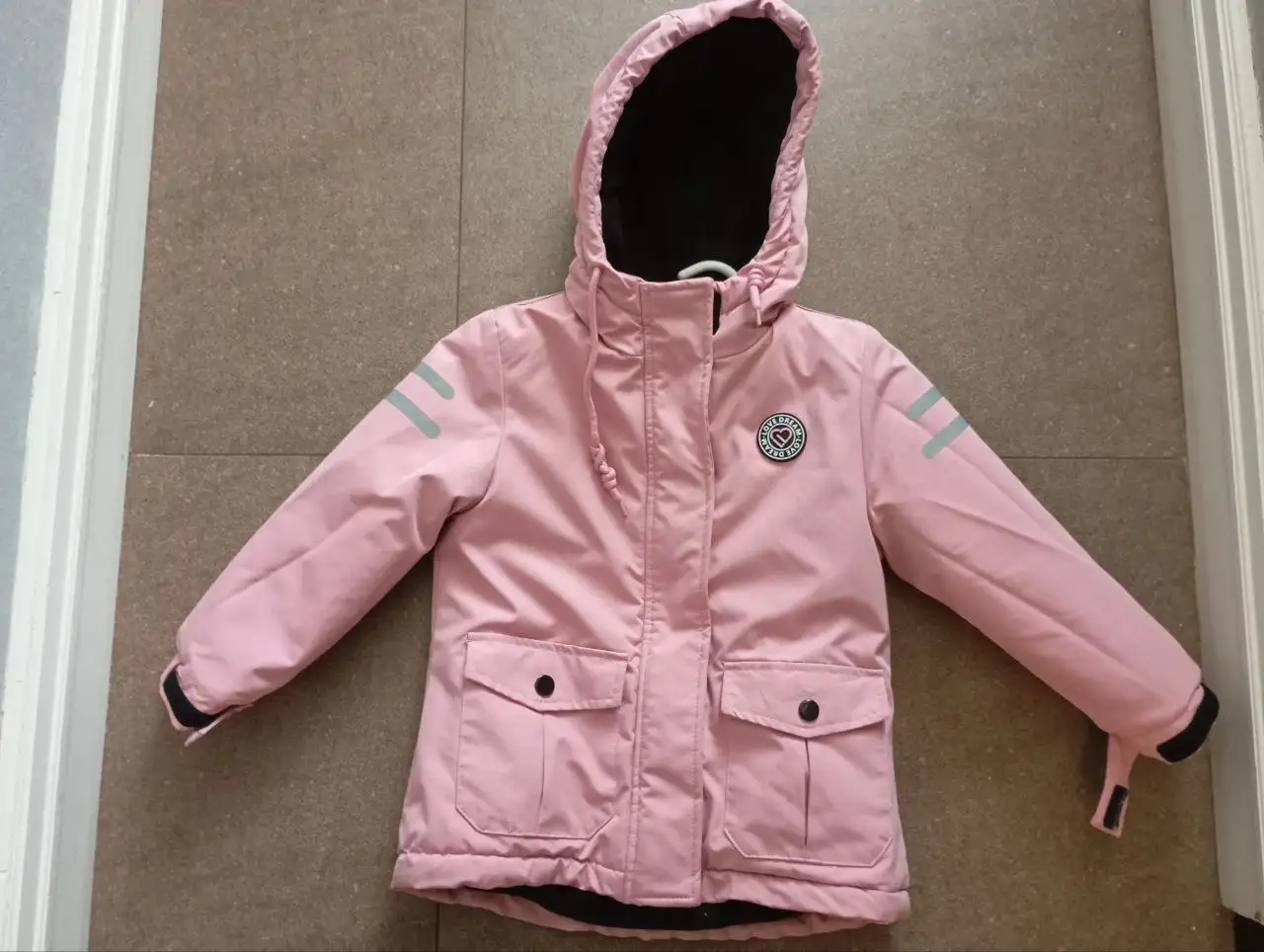 Демисезонная куртка для девочки размер 104 - Детская одежда (Одежда) в Люберцы