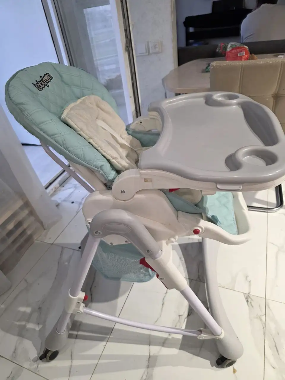 Стул для кормления в отличном состоянии - Детская мебель (Товары для детей) в Люберцы