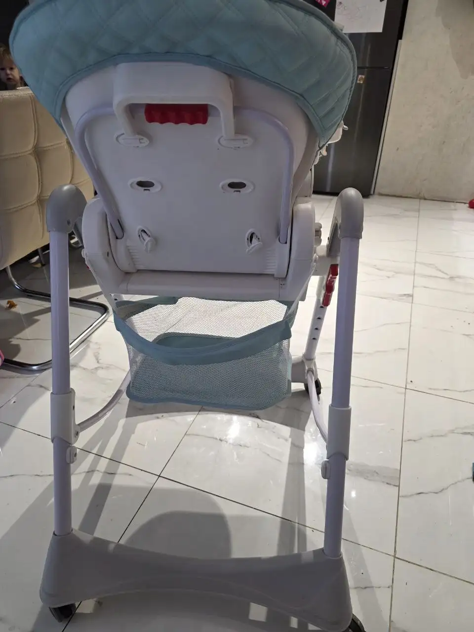 Стул для кормления в отличном состоянии - Детская мебель (Товары для детей) в Люберцы