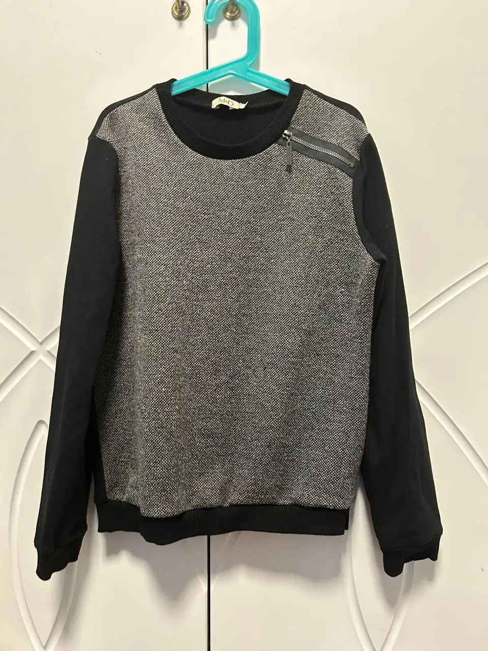 Свитер школьный размер 140-146 - Детская одежда (Одежда) в Люберцы