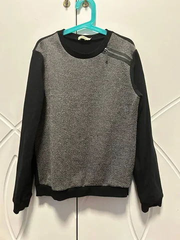 Свитер школьный размер 140-146 - Сумки и аксессуары в Люберцы