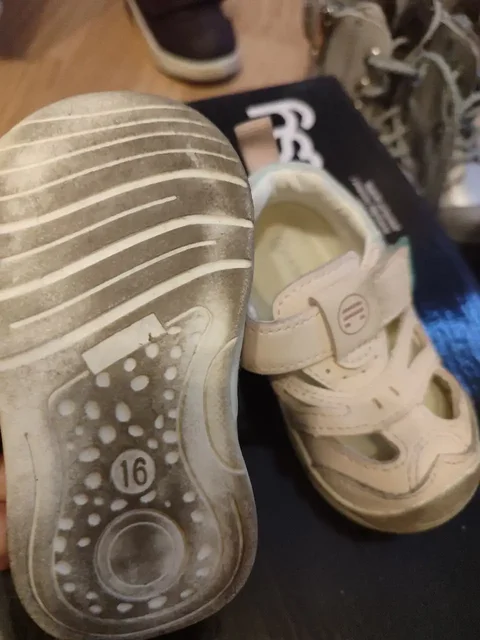 Детская одежда и игрушки в Некрасовке - Товары для детей в Некрасовка