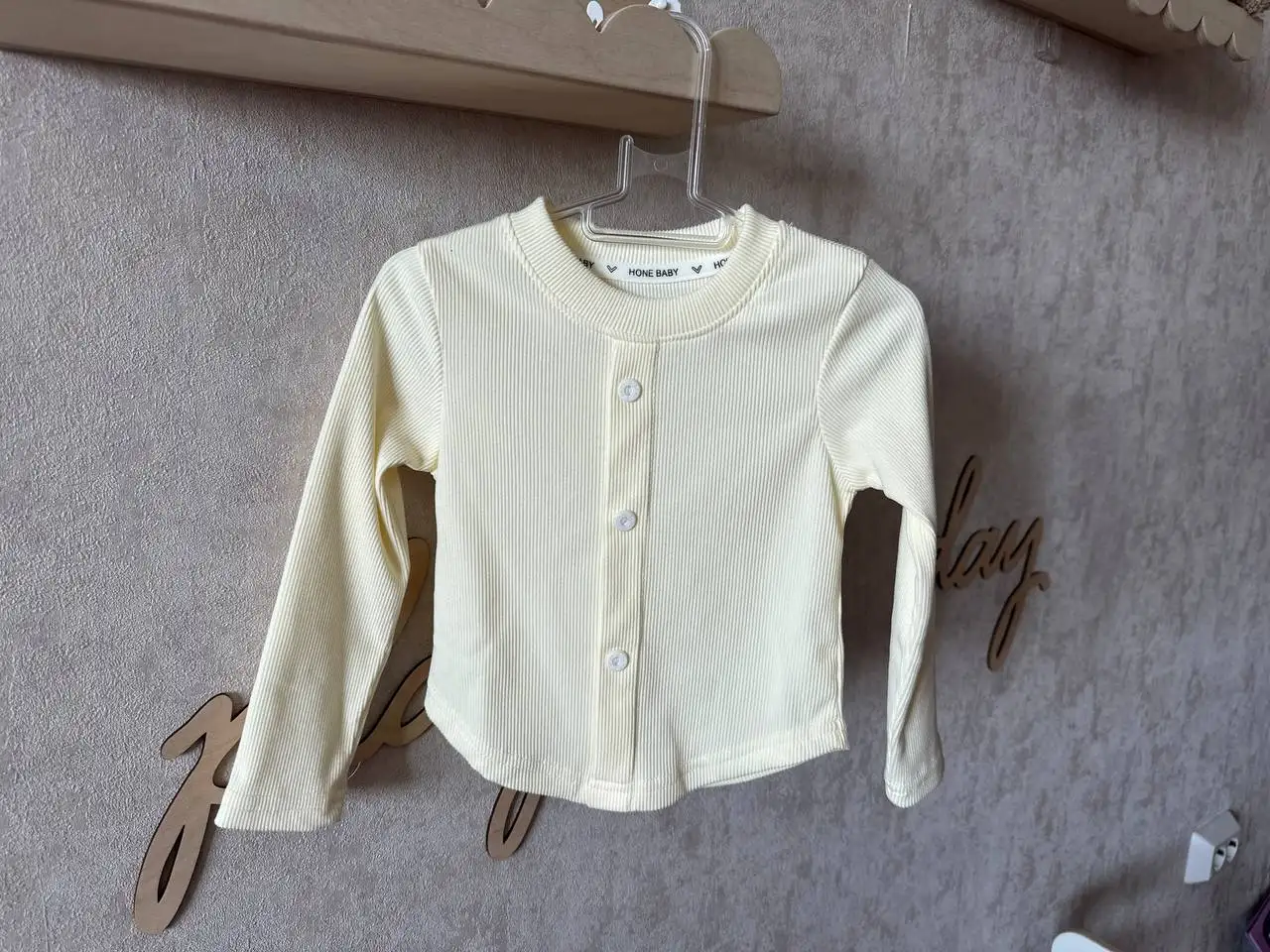 Кофточка для девочки 90 размер - Детская одежда (Одежда) в Некрасовка