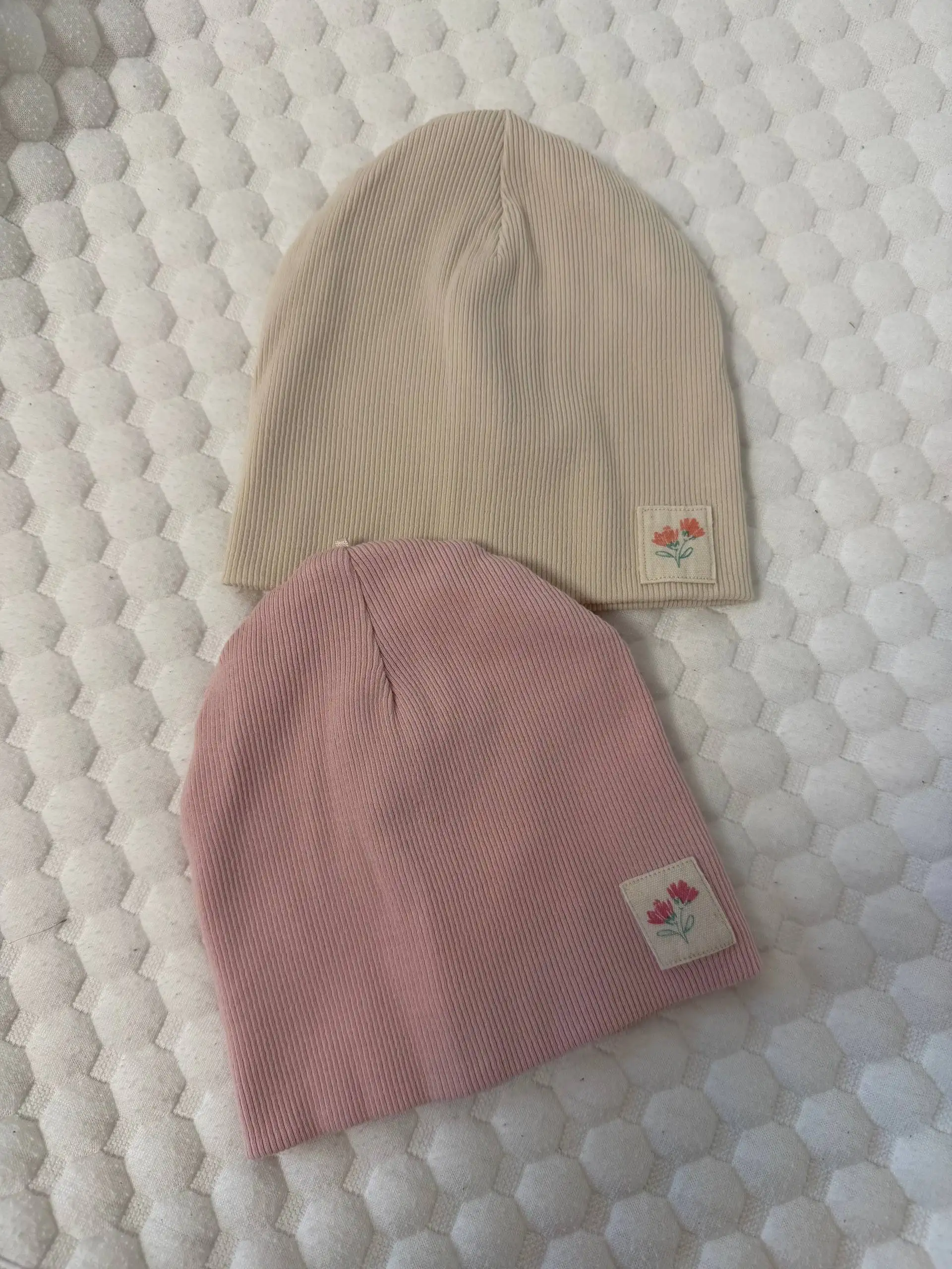 Демисезонные шапочки LC Waikiki - Головные уборы (Одежда) в Люберцы