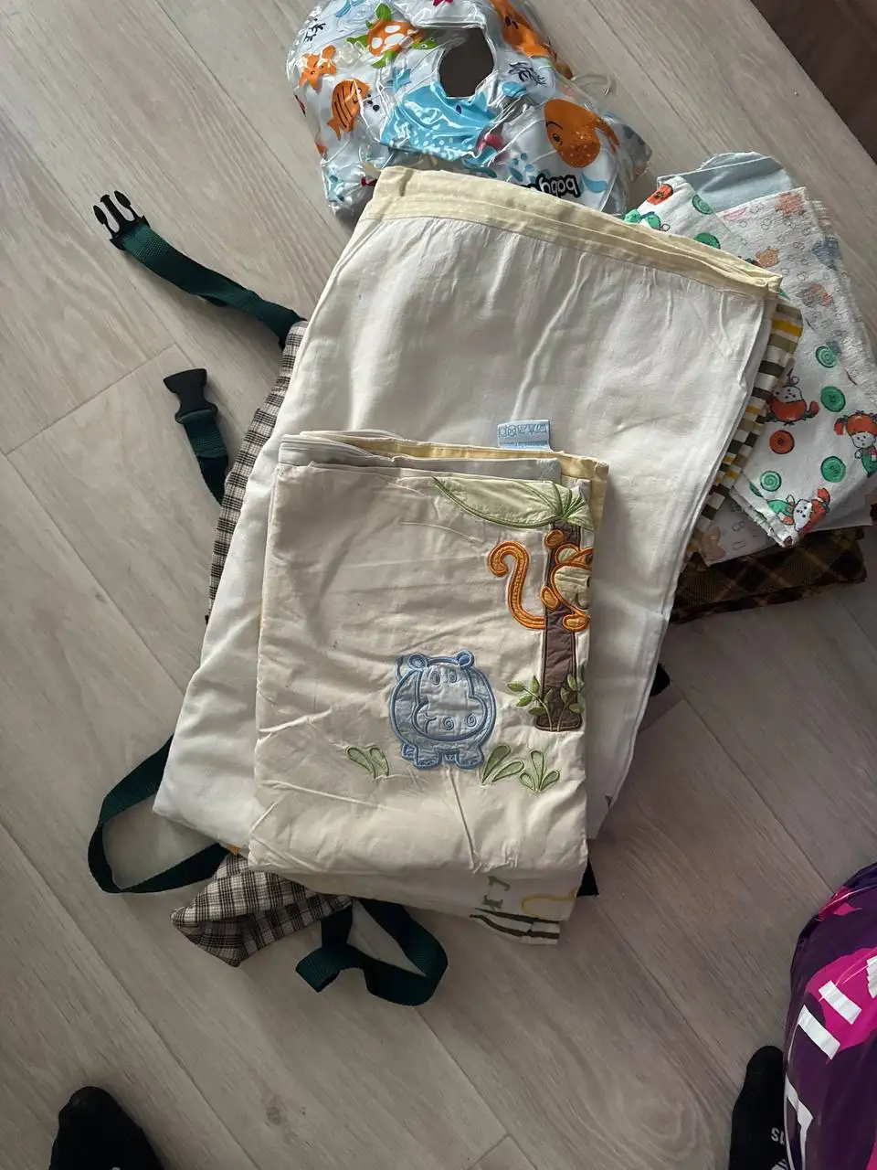 Детские товары: пододеяльники, пеленки, круг для купания, мячик, кенгуру, бортики - Детская Барахолка (Товары для детей) в Некрасовка