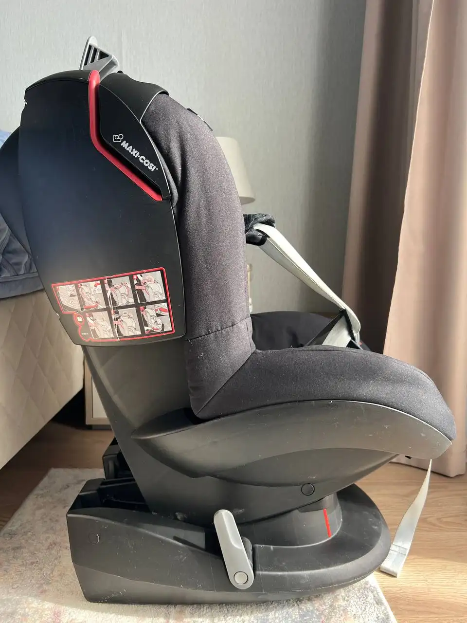 Автокресло Maxi cosi tobi 9-18 кг в отличном состоянии - Автокресла (Товары для детей) в Люберцы