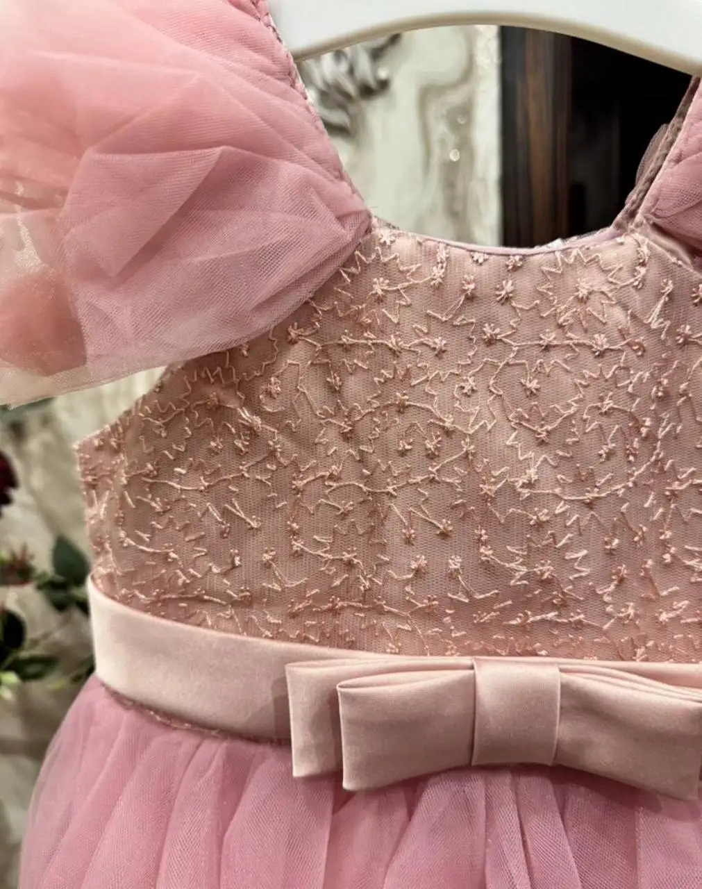 Нежно пудровое платье для девочки 4 лет - Детская одежда (Товары для детей) в Люберцы