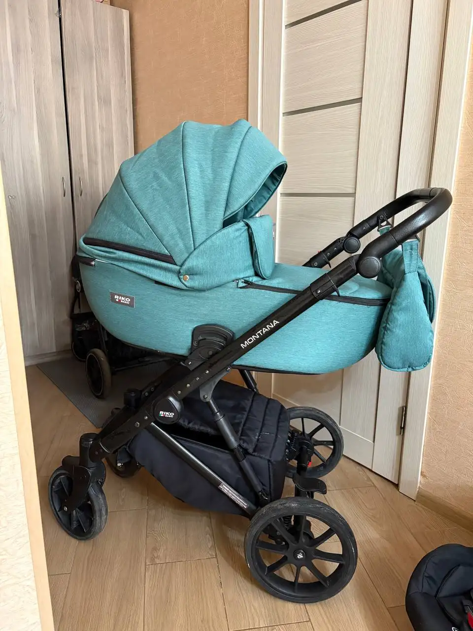 Продается коляска Riko Montana 3в1 - Коляски (Товары для детей) в Некрасовка