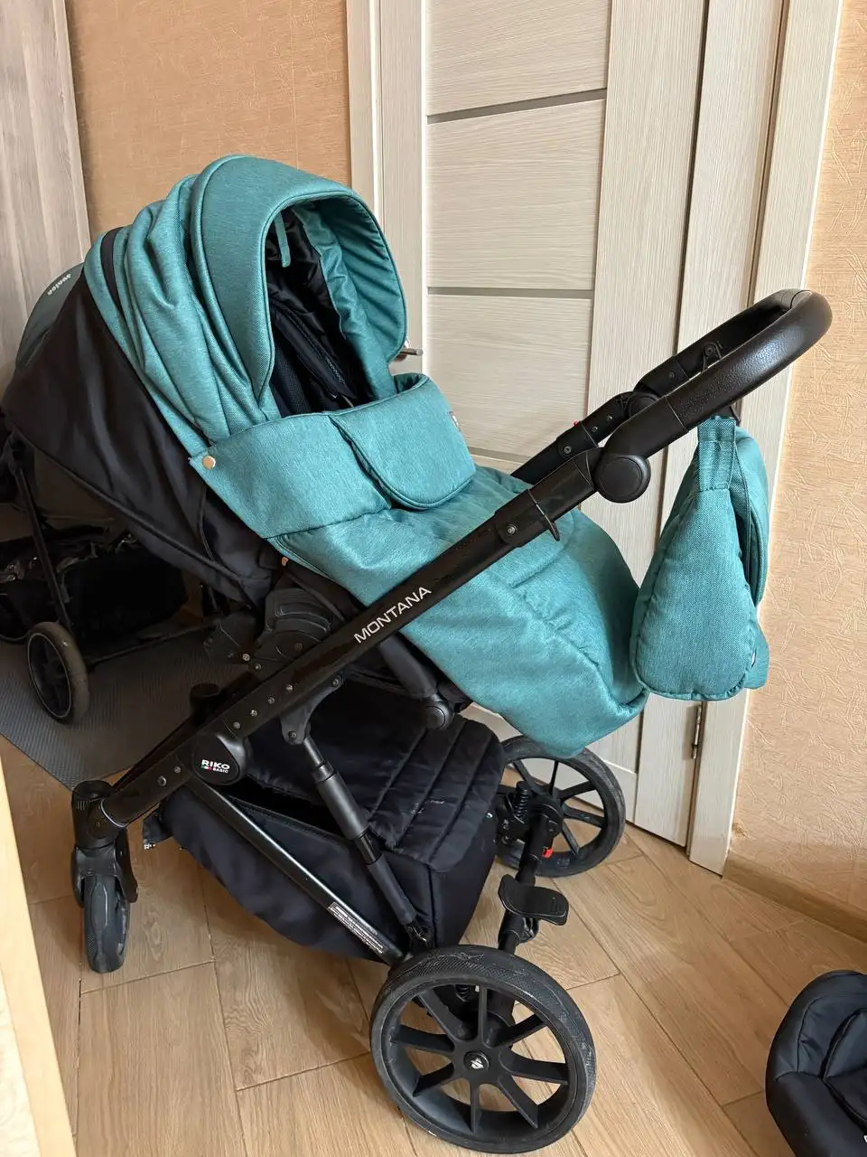 Продается коляска Riko Montana 3в1 - Коляски (Товары для детей) в Некрасовка