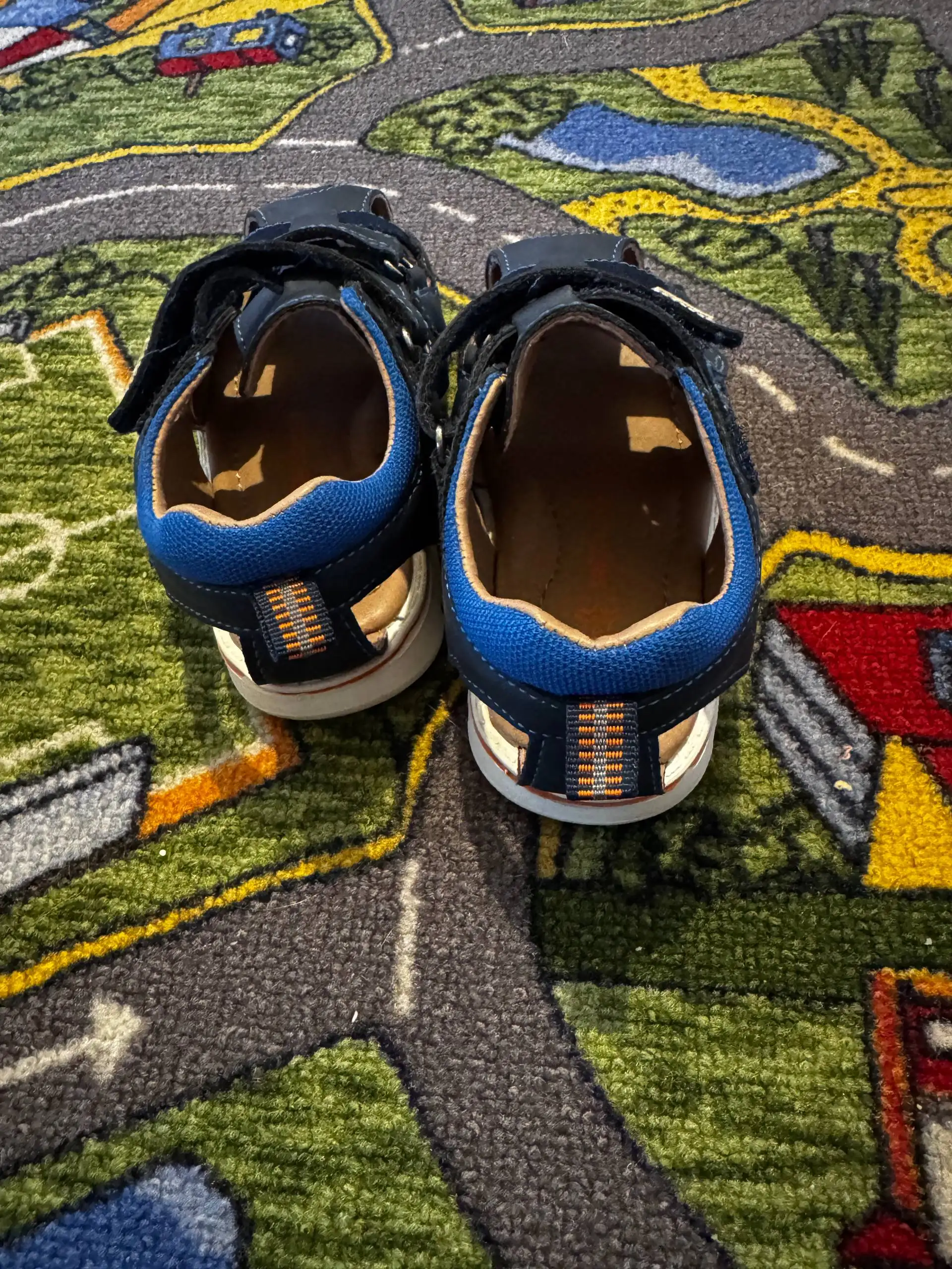 Босоножки на мальчика размер 26 - Детская обувь (Одежда) в Некрасовка