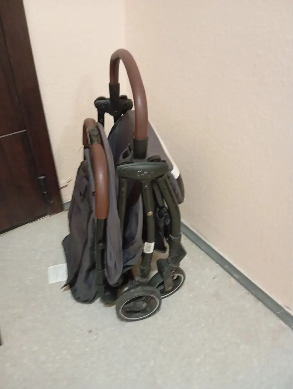 Продажа прогулочной коляски - Прогулочные коляски (Товары для детей) в Люберцы