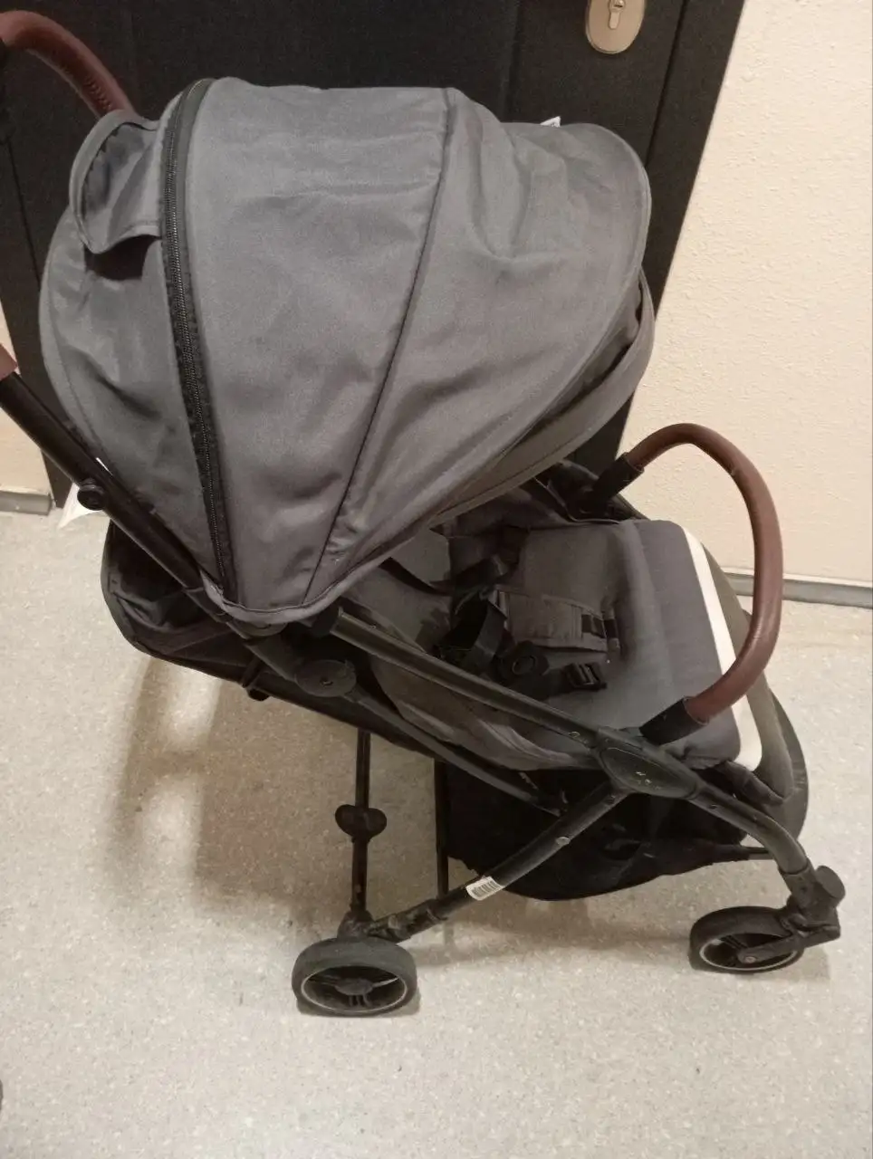 Продажа прогулочной коляски - Прогулочные коляски (Товары для детей) в Люберцы